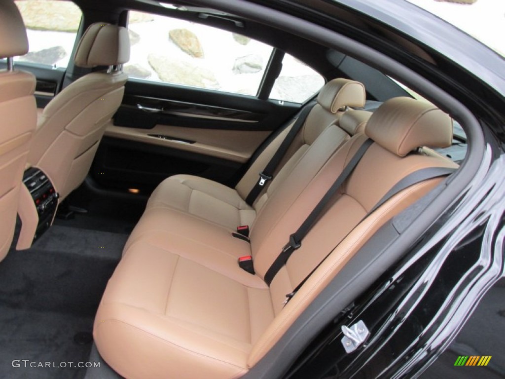 2014 BMW 7 Series 750Li xDrive Sedan Rear Seat Photo #95840743