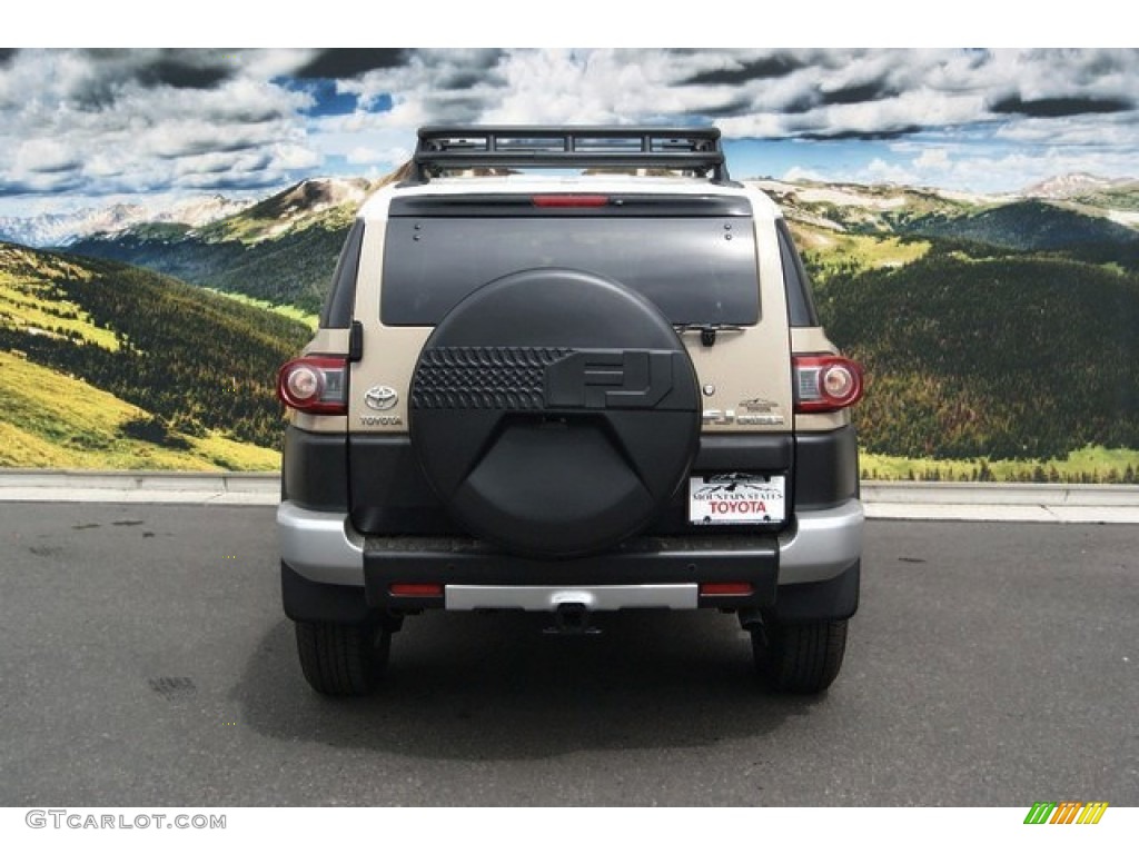 2014 FJ Cruiser 4WD - Quicksand / Dark Charcoal photo #4