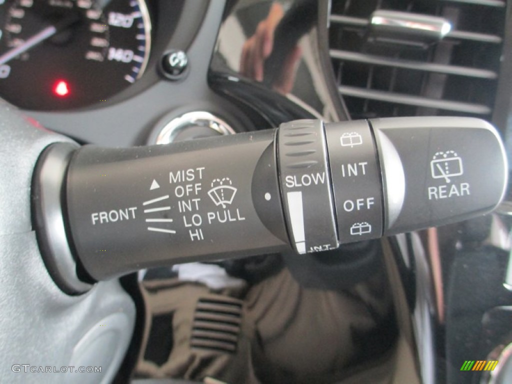 2015 Mitsubishi Outlander SE S-AWC Controls Photo #95845254