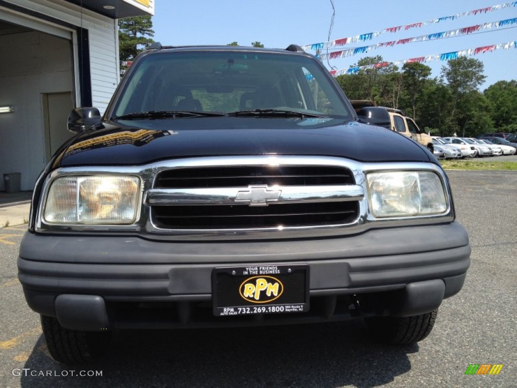 2003 Tracker 4WD Hard Top - Black / Medium Gray photo #4