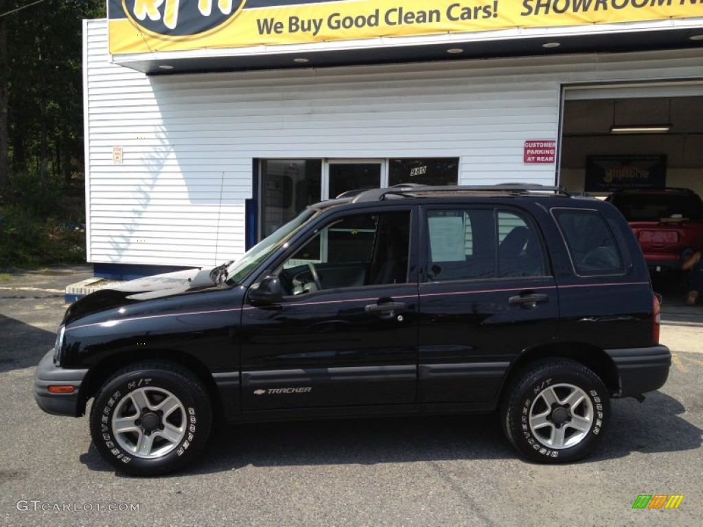 2003 Tracker 4WD Hard Top - Black / Medium Gray photo #13