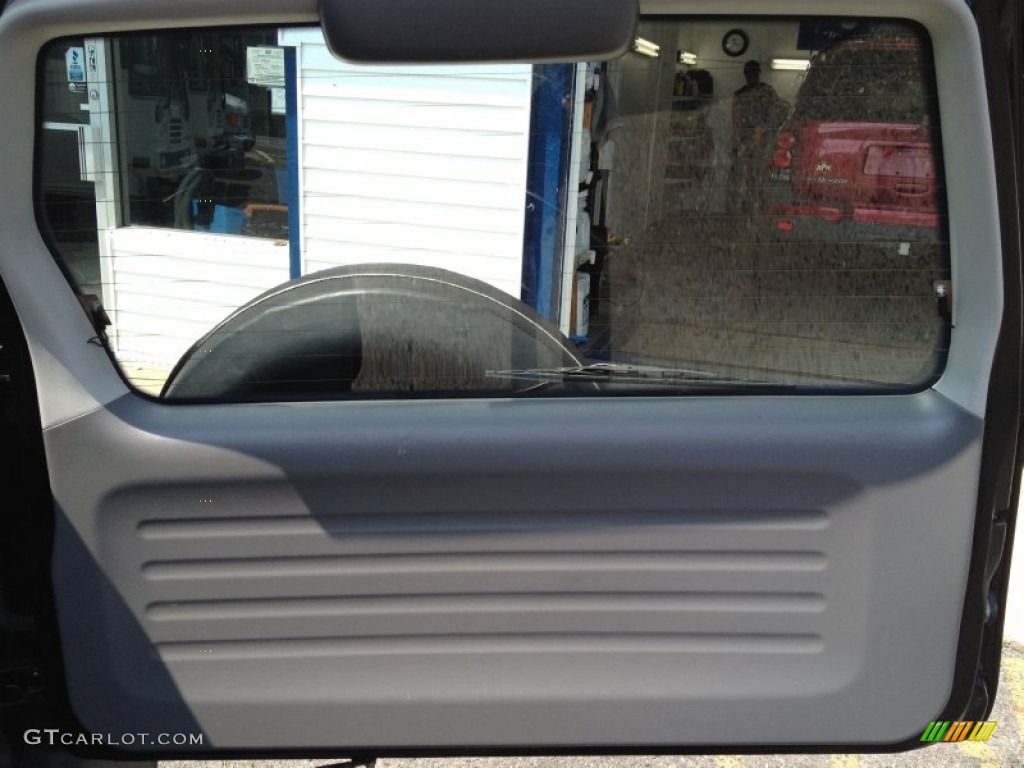 2003 Tracker 4WD Hard Top - Black / Medium Gray photo #27
