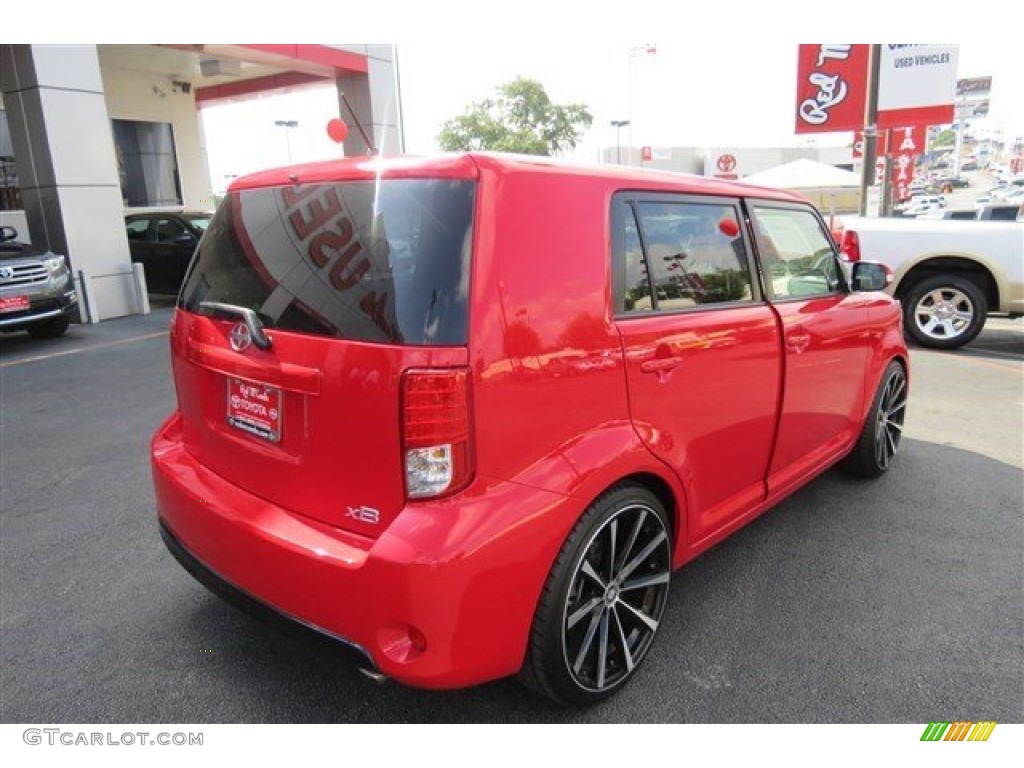 2014 xB  - Absolutely Red / Dark Gray photo #7
