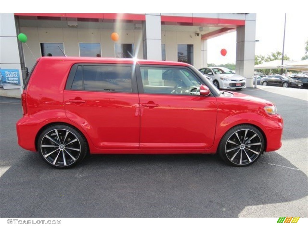2014 xB  - Absolutely Red / Dark Gray photo #8