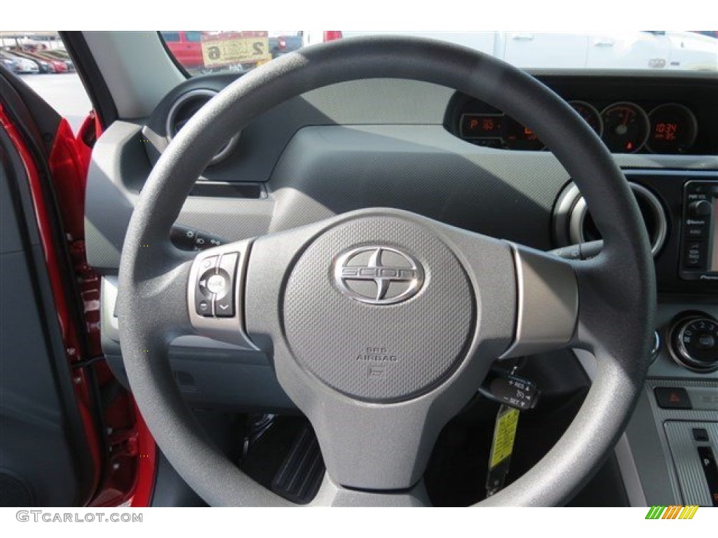 2014 xB  - Absolutely Red / Dark Gray photo #17