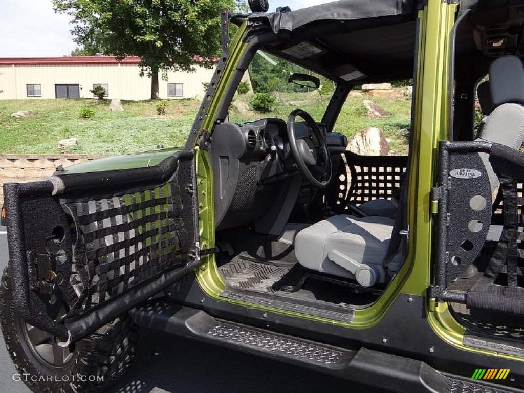 2008 Wrangler Unlimited Rubicon 4x4 - Rescue Green Metallic / Dark Slate Gray/Med Slate Gray photo #21