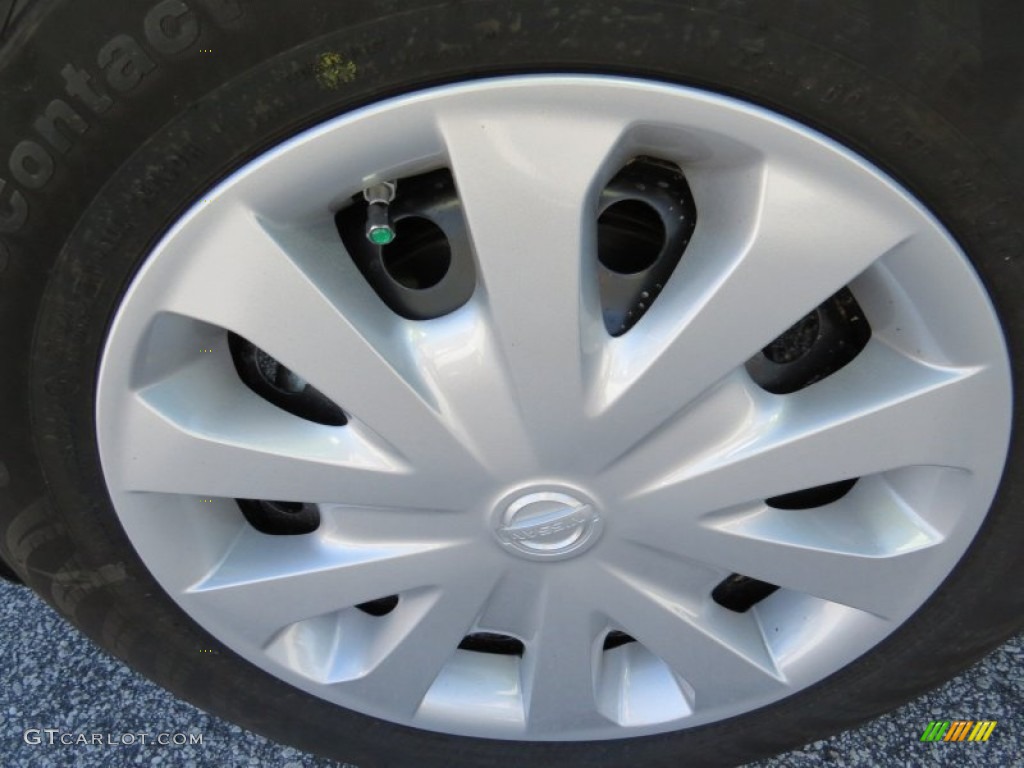 2015 Nissan Versa Note S Wheel Photos
