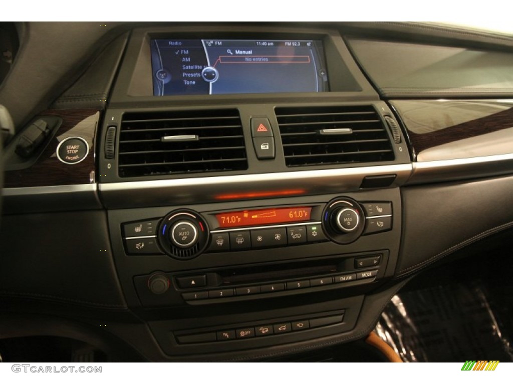 2013 BMW X6 xDrive50i Controls Photo #95869309