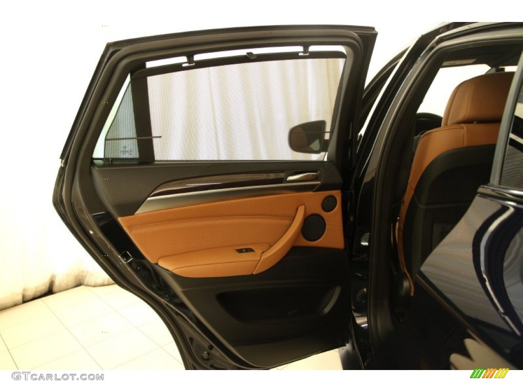 2013 BMW X6 xDrive50i Door Panel Photos