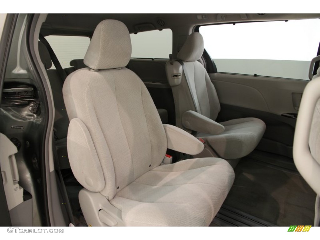 2013 Toyota Sienna LE Rear Seat Photo #95871976