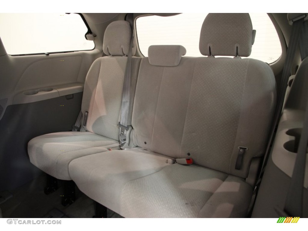 2013 Toyota Sienna LE Interior Color Photos
