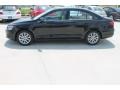 Black - Jetta SE Sedan Photo No. 4