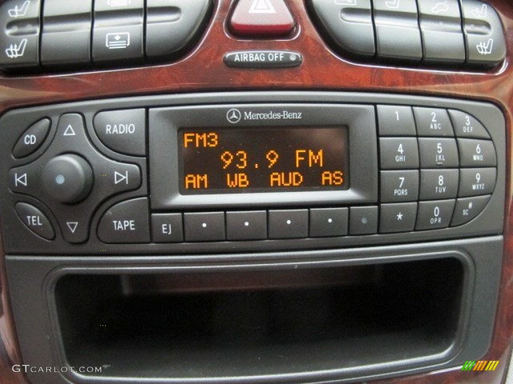 2003 Mercedes-Benz C 320 Sedan Controls Photo #95874233