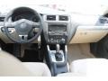 Pure White - Jetta SE Sedan Photo No. 21