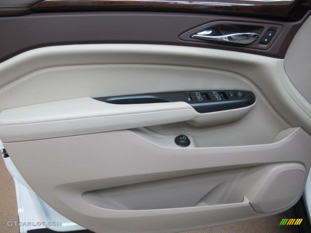 2015 Cadillac SRX Luxury AWD Shale/Brownstone Door Panel Photo #95877493
