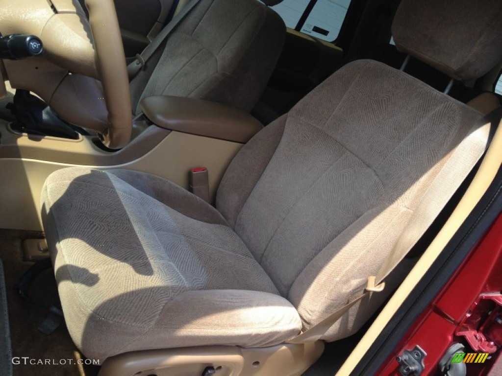 2002 TrailBlazer LS 4x4 - Majestic Red Metallic / Medium Oak photo #28