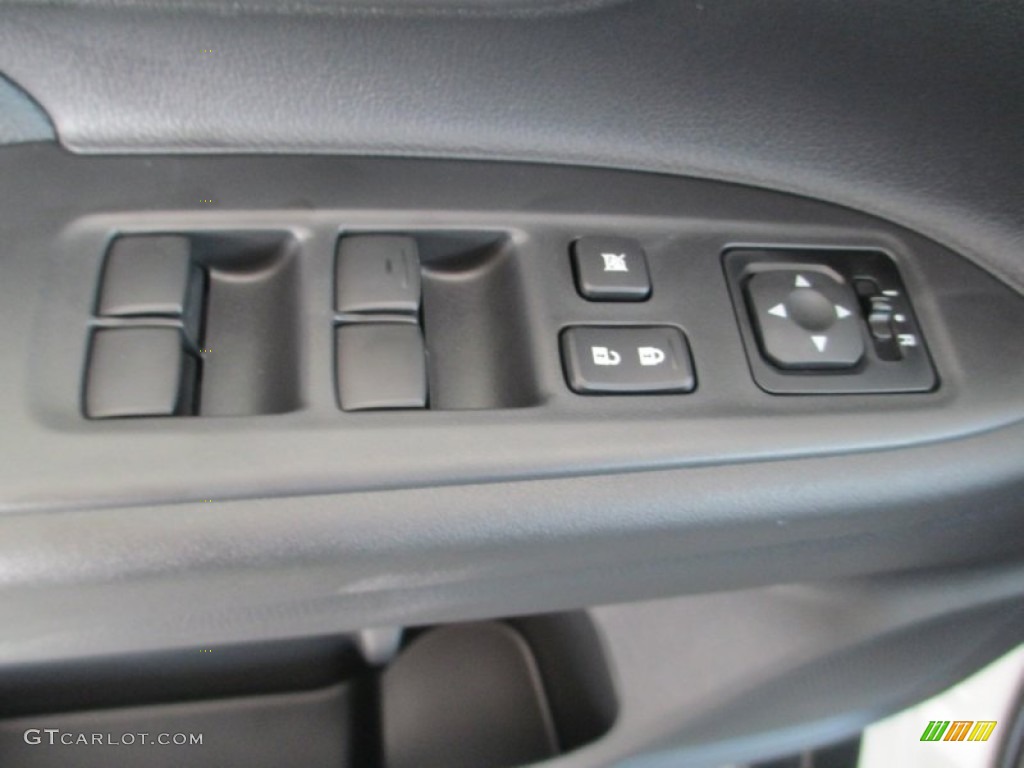 2015 Mitsubishi Outlander SE Controls Photo #95877784
