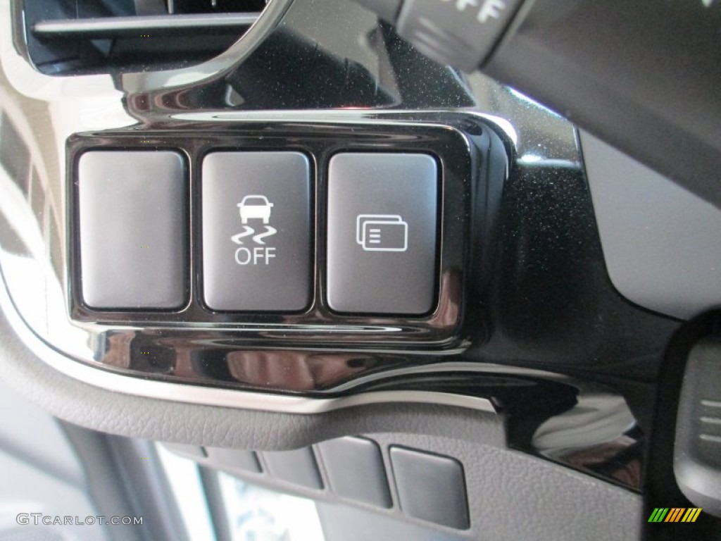 2015 Mitsubishi Outlander SE Controls Photo #95877907