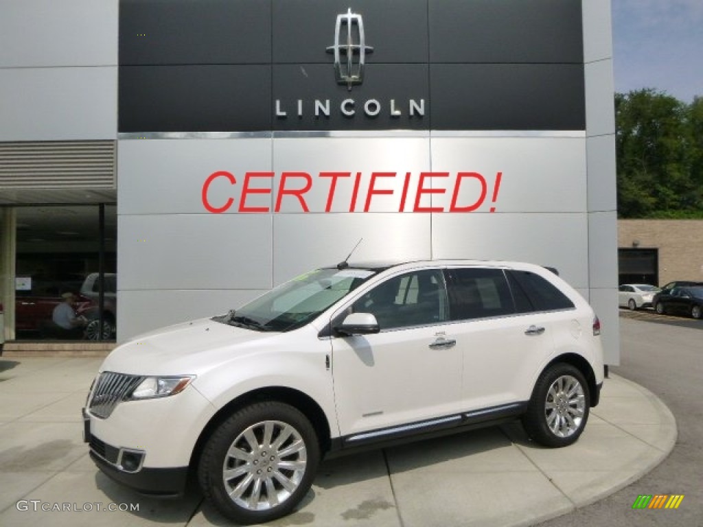 White Platinum Metallic Tri-Coat Lincoln MKX