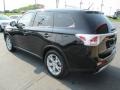 2015 Labrador Black Mitsubishi Outlander SE  photo #5