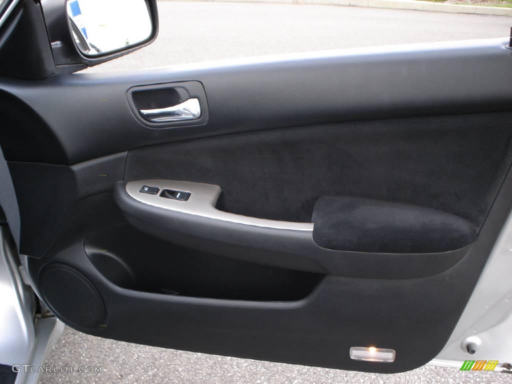 2006 Accord EX Sedan - Alabaster Silver Metallic / Black photo #18