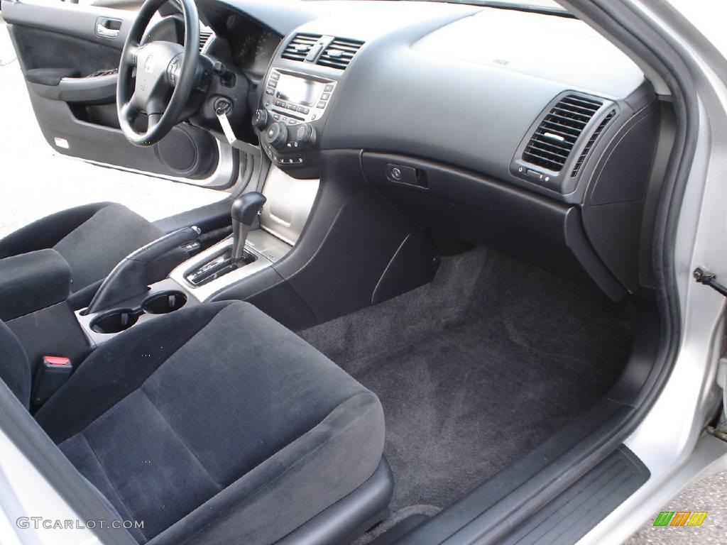 2006 Accord EX Sedan - Alabaster Silver Metallic / Black photo #19