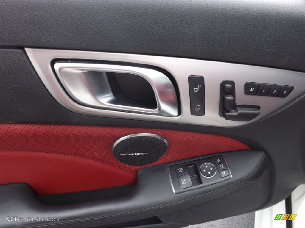 2012 Mercedes-Benz SLK 350 Roadster Bengal Red Door Panel Photo #95881675