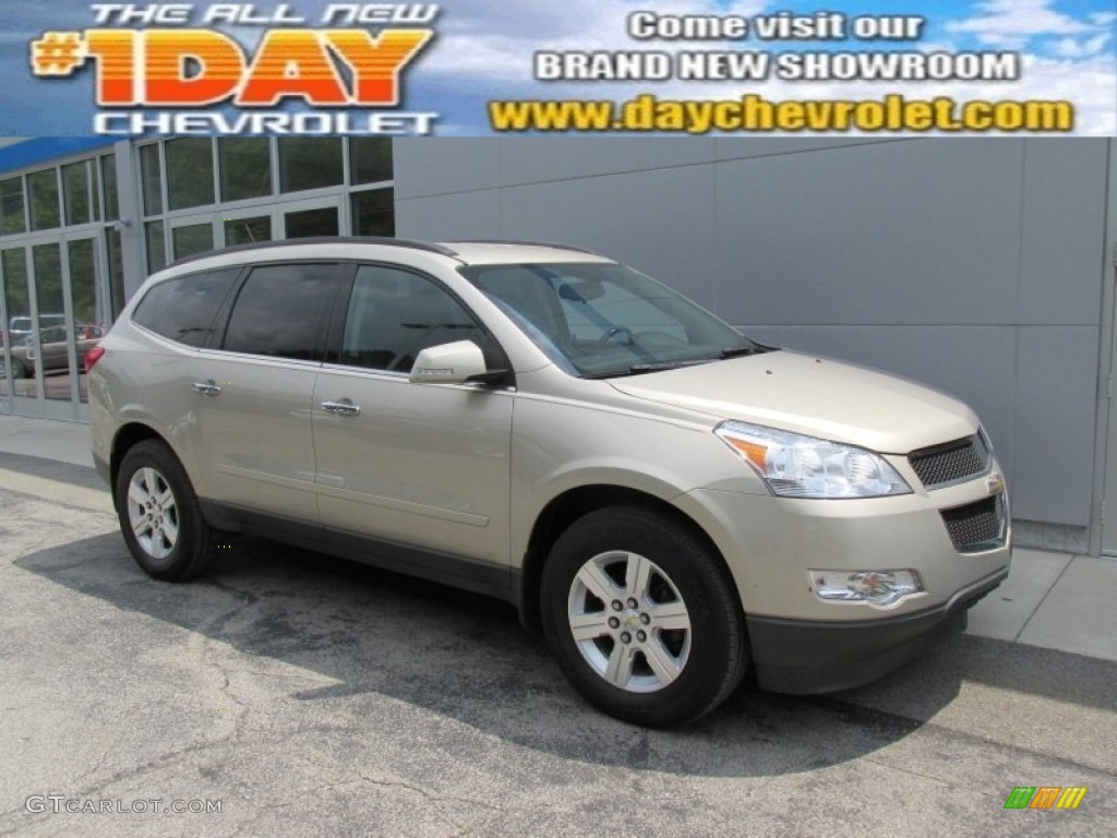 Gold Mist Metallic Chevrolet Traverse