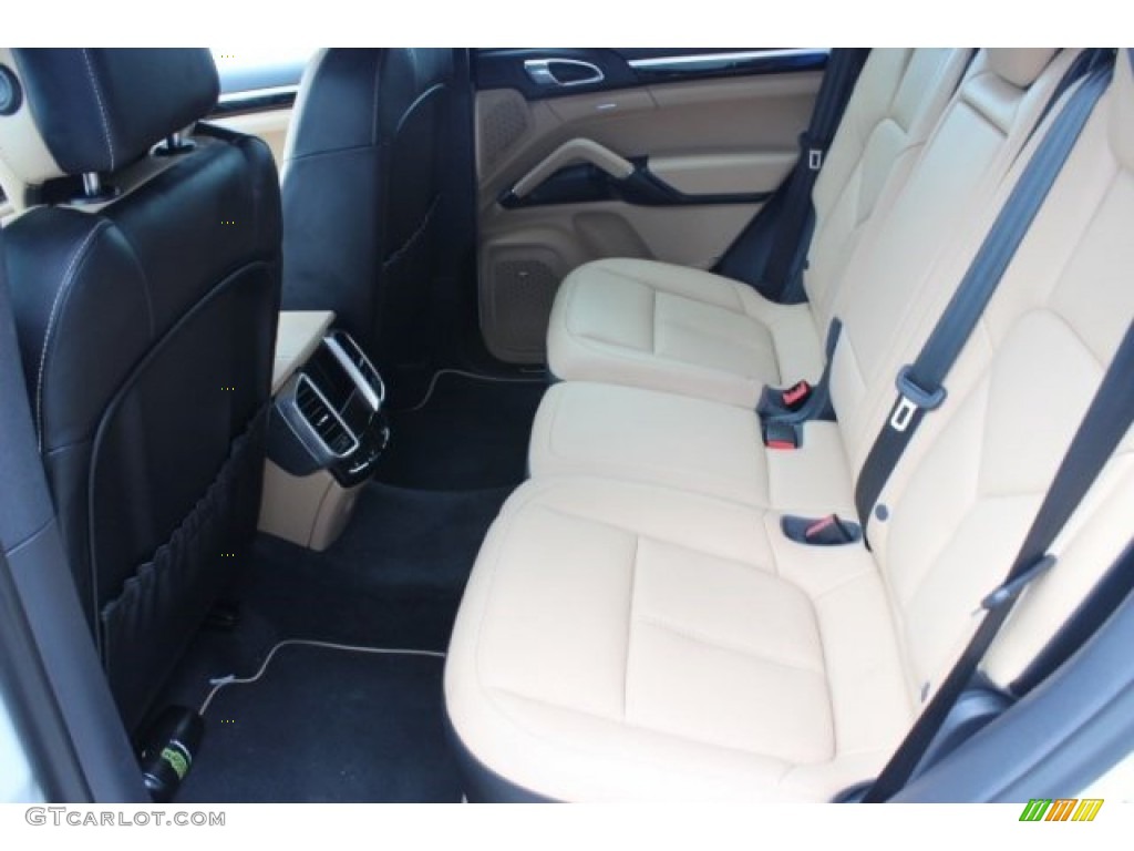 2014 Porsche Cayenne Platinum Edition Rear Seat Photo #95885753
