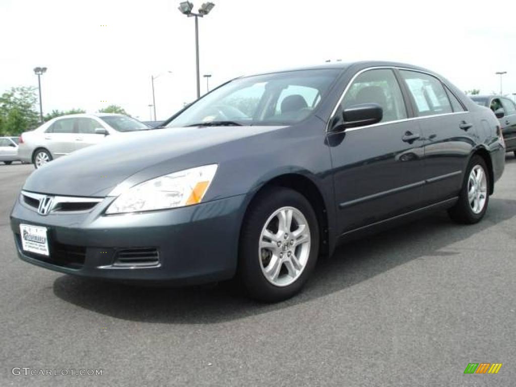 2006 Accord SE Sedan - Graphite Pearl / Gray photo #1