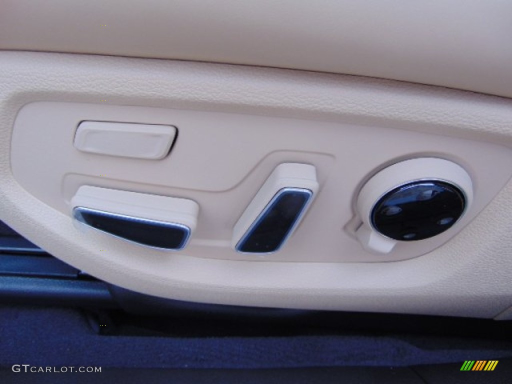 2015 Genesis 3.8 Sedan - Casablanca White / Beige photo #11