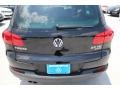 Deep Black Metallic - Tiguan SE 4Motion Photo No. 6