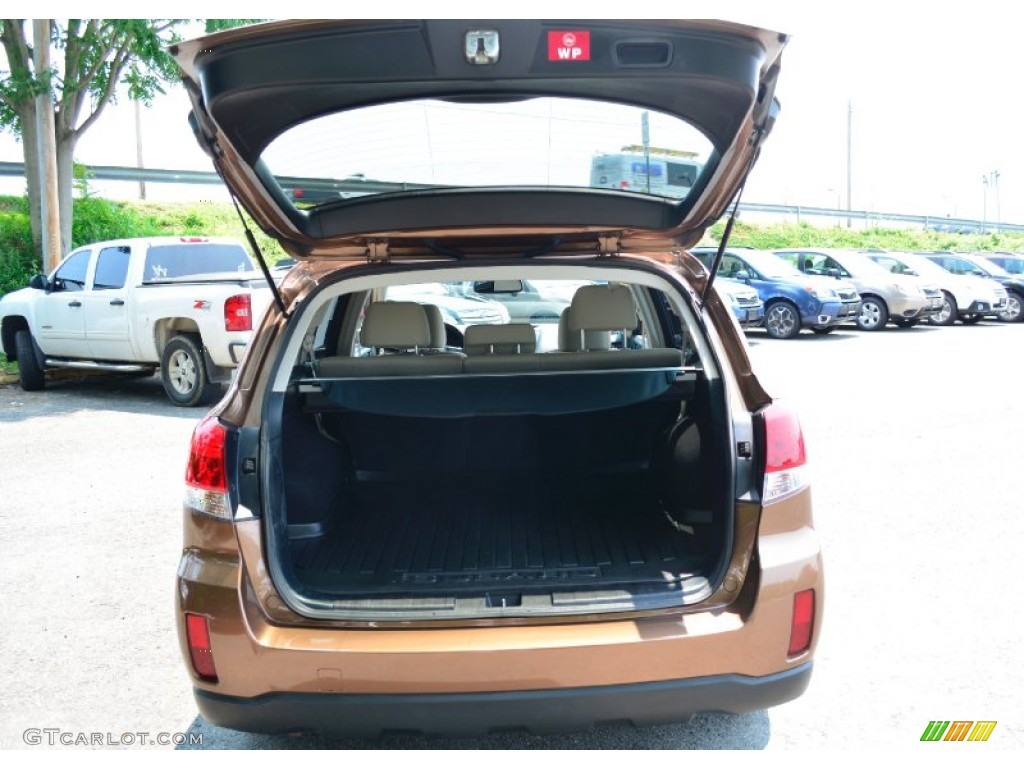2011 Outback 2.5i Premium Wagon - Caramel Bronze Pearl / Warm Ivory photo #8