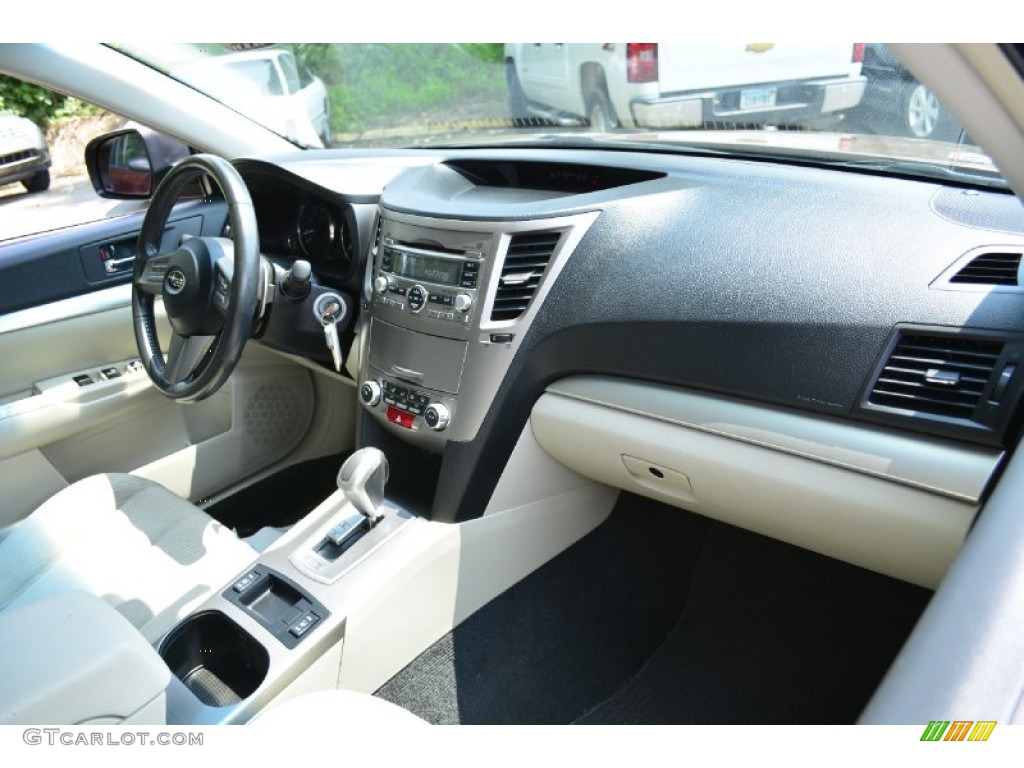 2011 Outback 2.5i Premium Wagon - Caramel Bronze Pearl / Warm Ivory photo #9