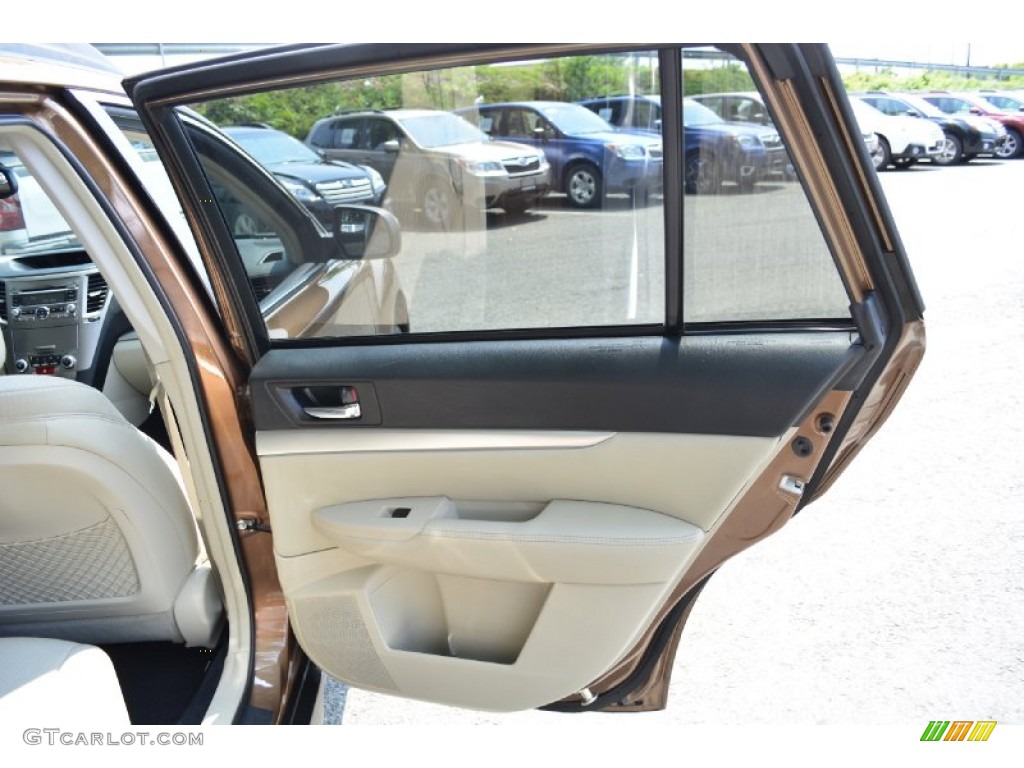 2011 Outback 2.5i Premium Wagon - Caramel Bronze Pearl / Warm Ivory photo #18