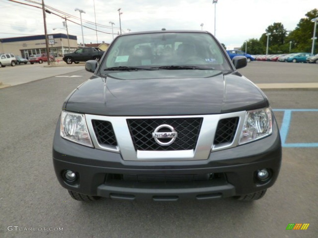 2014 Frontier Pro-4X Crew Cab 4x4 - Night Armor / Pro-4X Graphite/Steel photo #2