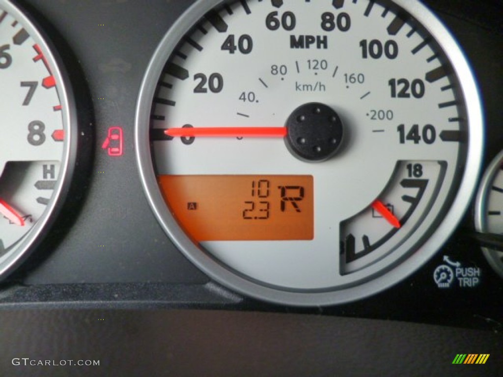 2014 Frontier Pro-4X Crew Cab 4x4 - Night Armor / Pro-4X Graphite/Steel photo #20