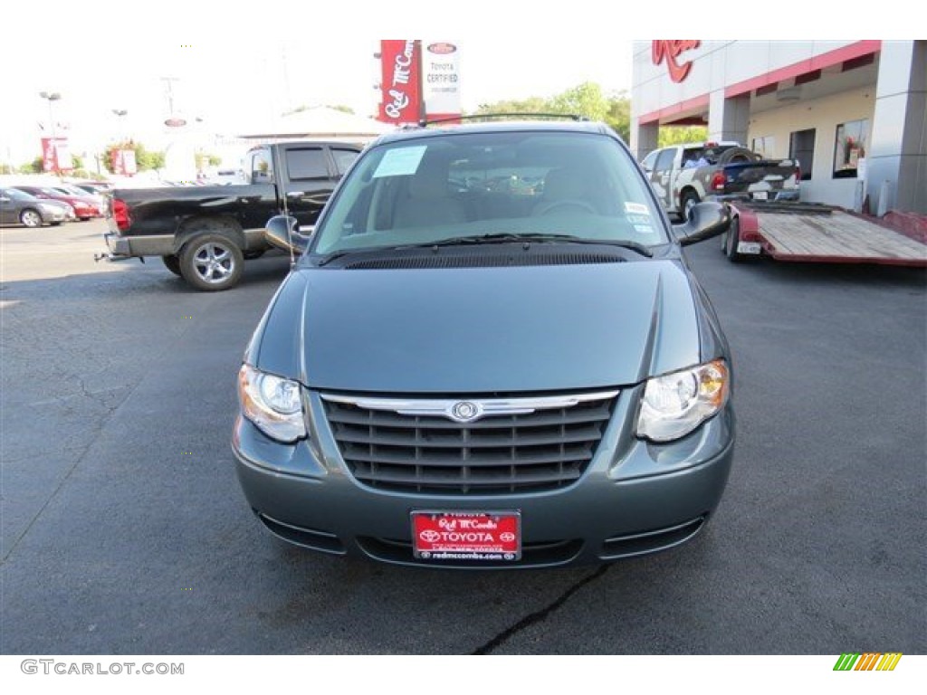 2006 Town & Country Touring - Magnesium Pearl / Medium Slate Gray photo #2