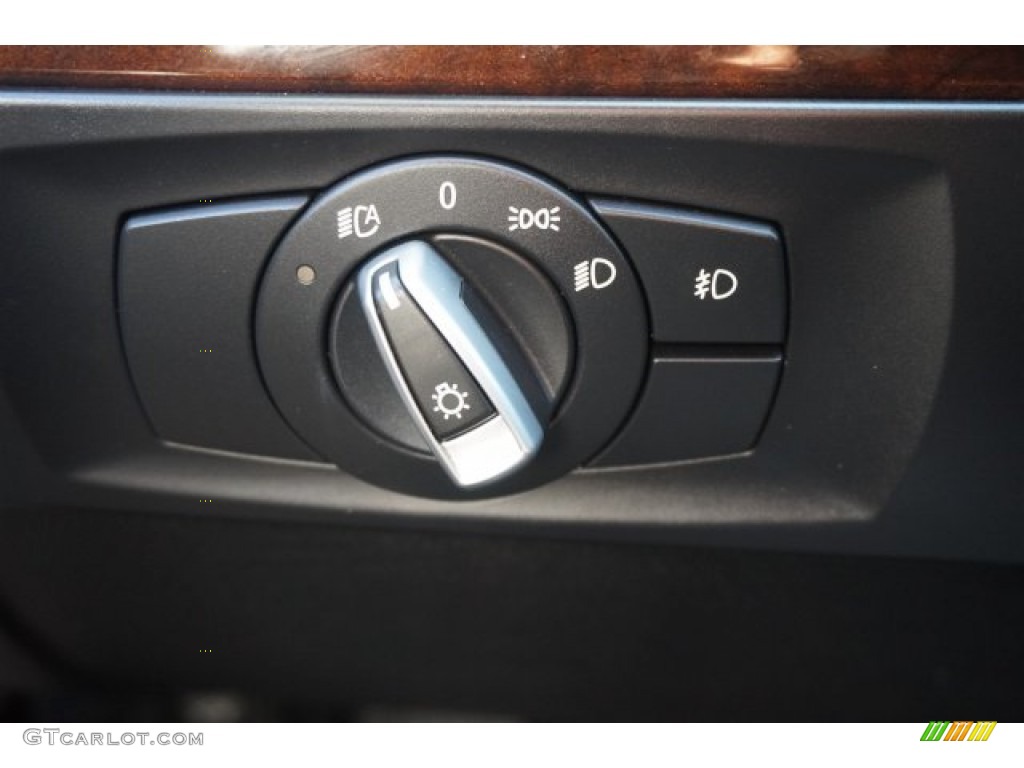 2011 3 Series 335d Sedan - Deep Sea Blue Metallic / Oyster/Black Dakota Leather photo #21