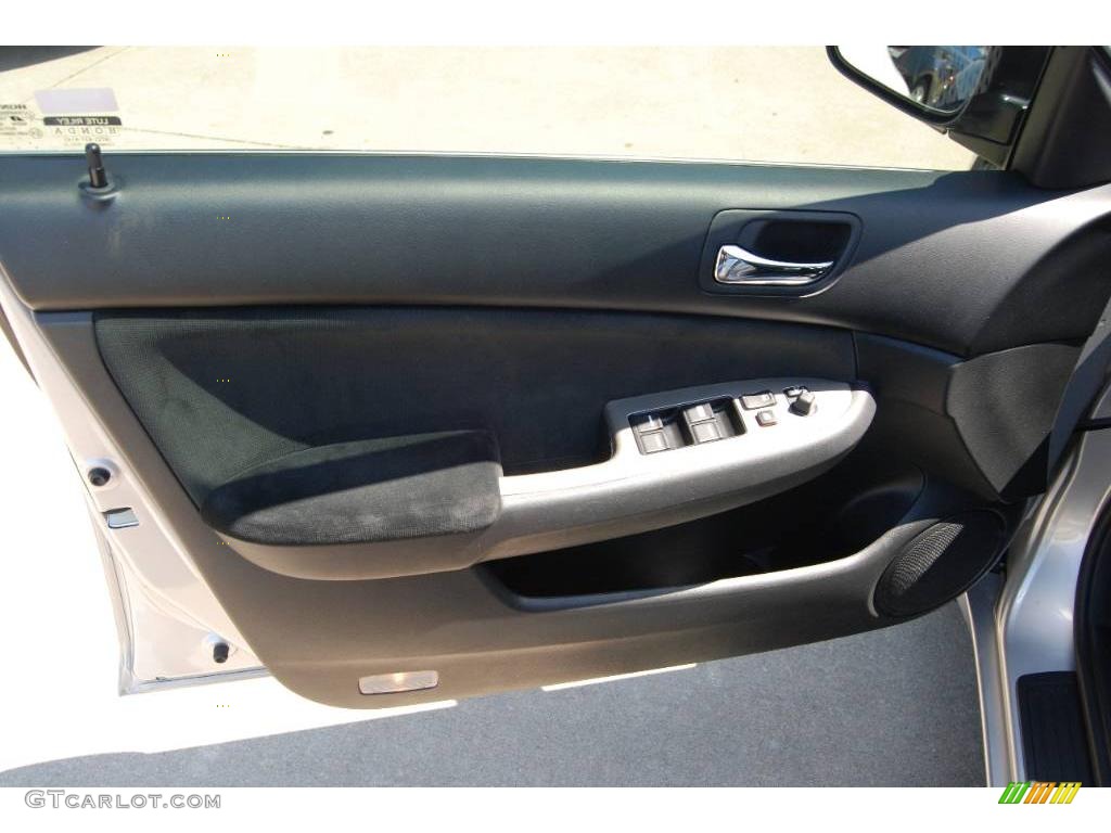2006 Accord EX Sedan - Alabaster Silver Metallic / Black photo #11