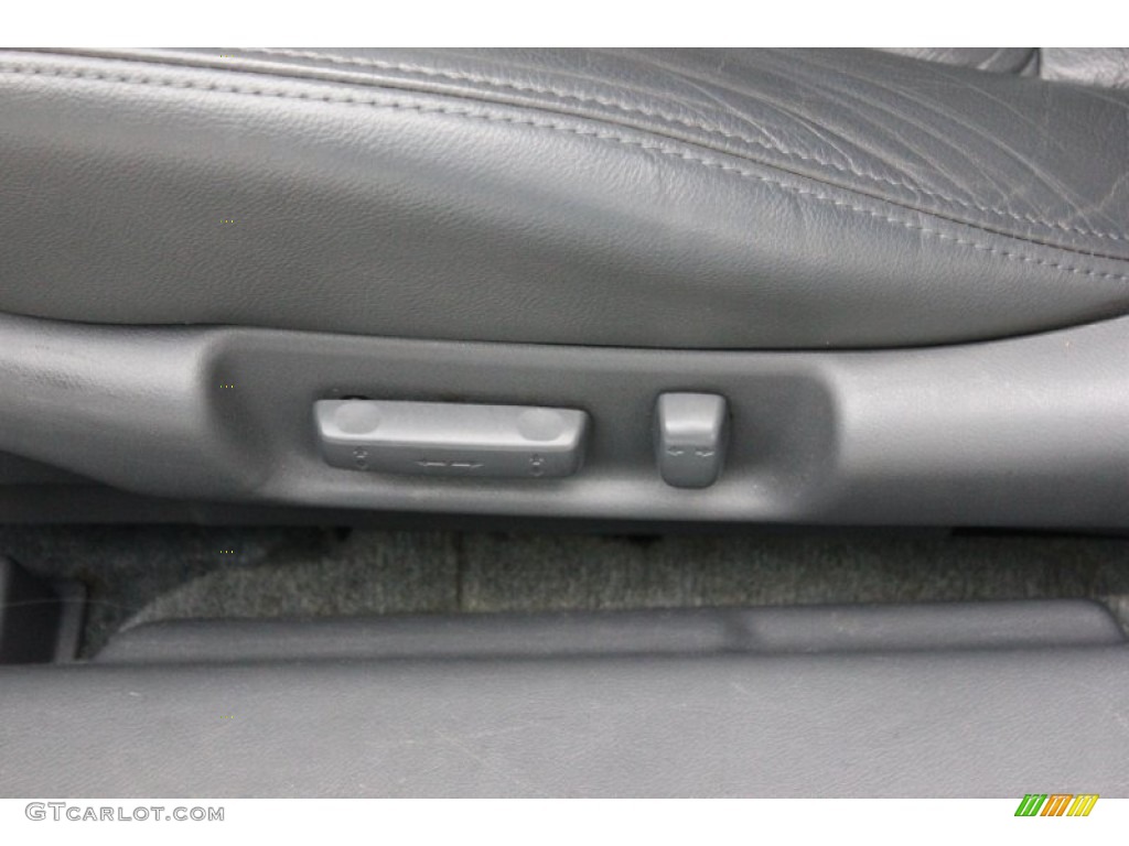 2006 Accord EX V6 Coupe - Alabaster Silver Metallic / Gray photo #12