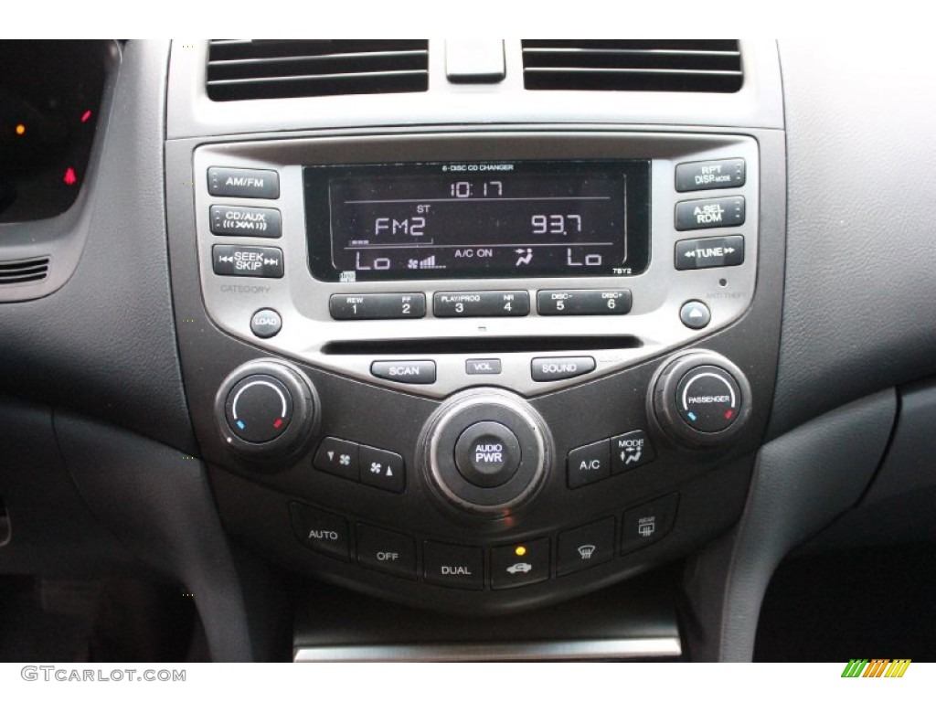 2006 Honda Accord EX V6 Coupe Controls Photo #95899081