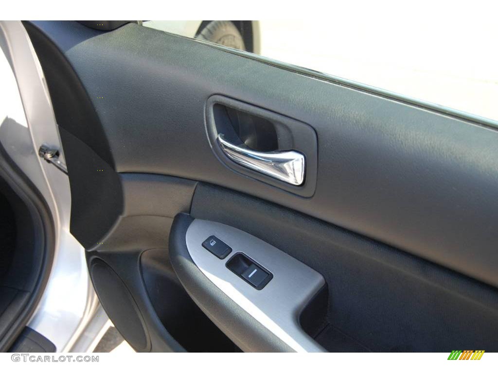 2006 Accord EX Sedan - Alabaster Silver Metallic / Black photo #25