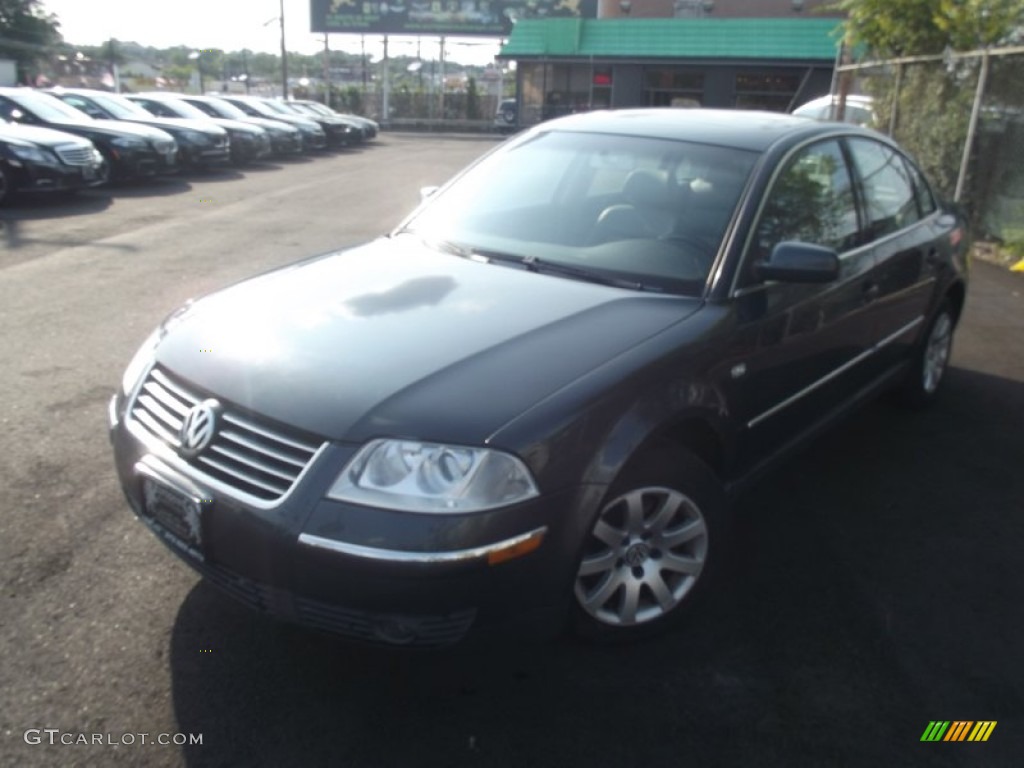 2003 Passat GLS Sedan - Blue Anthracite Pearl / Beige photo #1