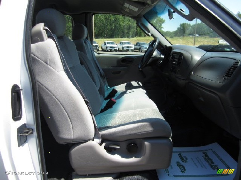 2003 F150 XL SuperCab 4x4 - Oxford White / Dark Graphite Grey photo #13