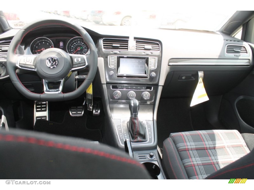 2015 Volkswagen Golf GTI 4-Door 2.0T S Dashboard Photos