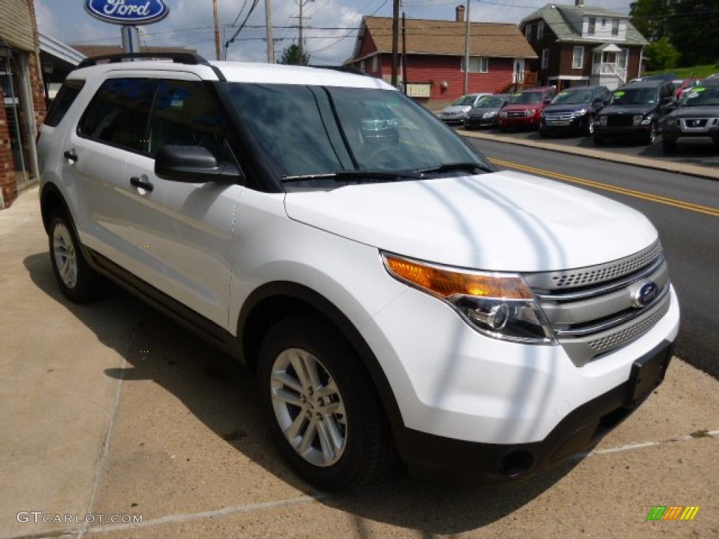 2015 Explorer 4WD - Oxford White / Medium Light Stone photo #3