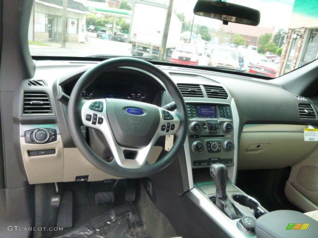 2015 Explorer 4WD - Oxford White / Medium Light Stone photo #13