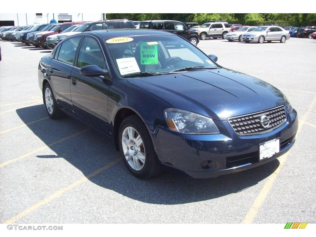 2005 Altima 2.5 S - Majestic Blue Metallic / Charcoal photo #1