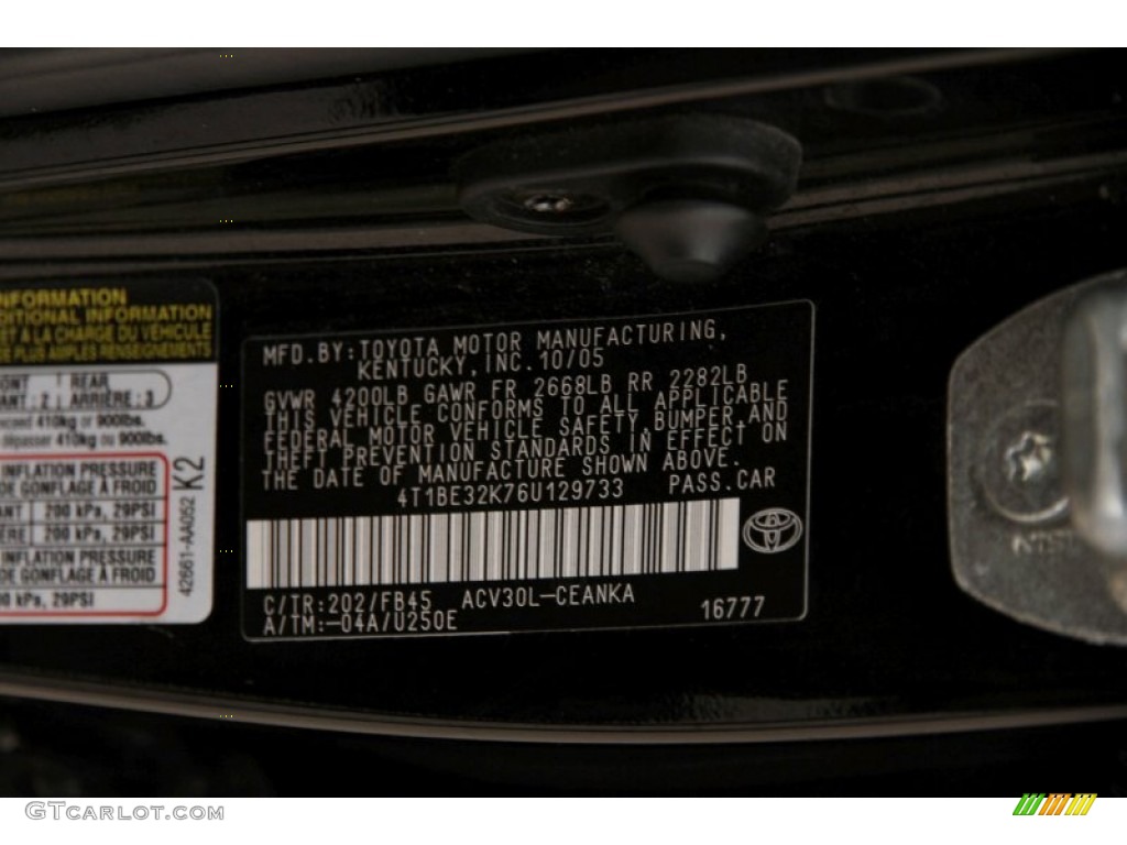 2006 Toyota Camry SE Color Code Photos